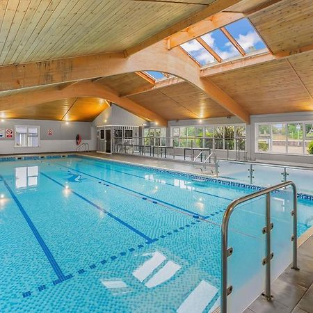 Broadlands Park And Marina Hotel Pakefield ภายนอก รูปภาพ