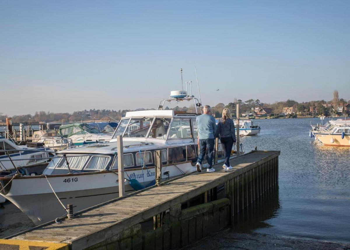 Broadlands Park And Marina Hotel Pakefield ภายนอก รูปภาพ